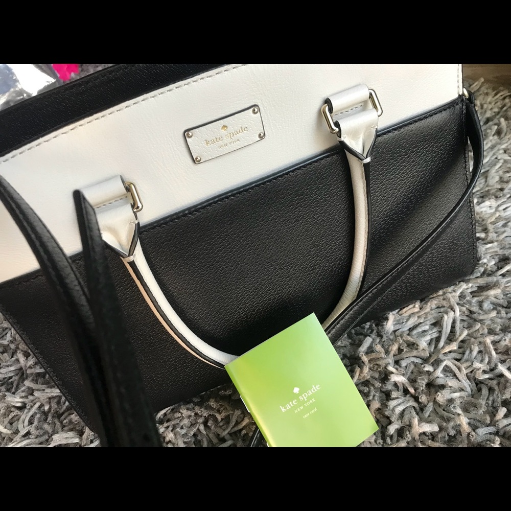 Kate spade ♠️  black and white handbag